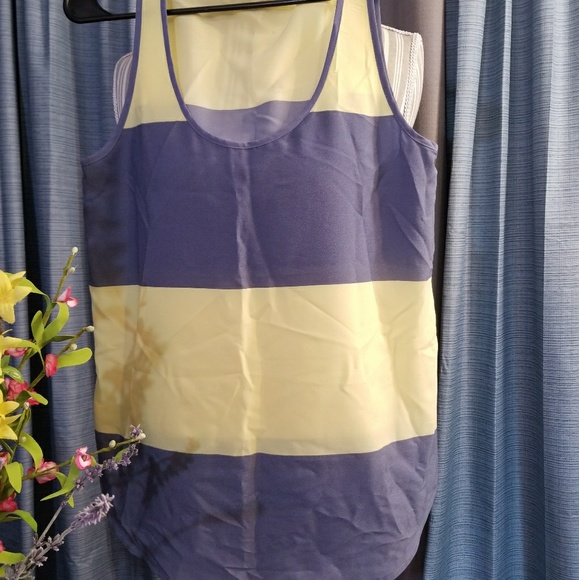 🌻🌺🌻FRENCH CONNECTION NWT BLOUSE!! - Picture 3 of 5